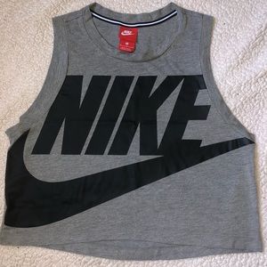 Nike Crop Top
